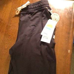 NWT Vuori Black Performance Softest Jogger Ever XS